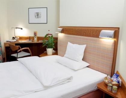 Altstadt Hotel Zur Post Штральзунд Номер фото